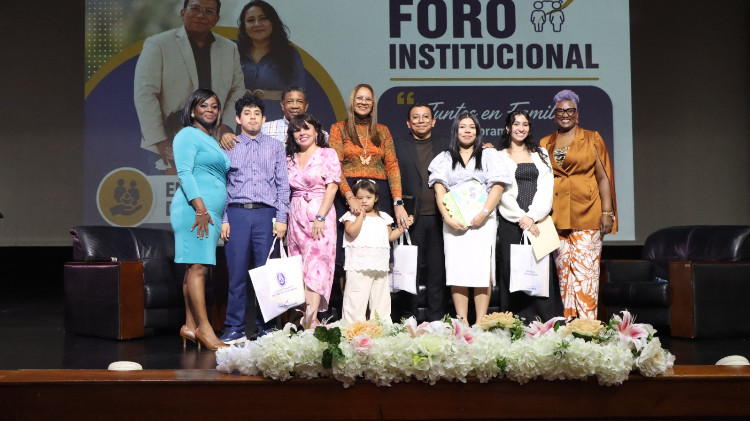 Imagen IPHE fortalece el rol de las familias con foro institucional en el marco de sus 75 años de habilitación, inclusión y esperanza