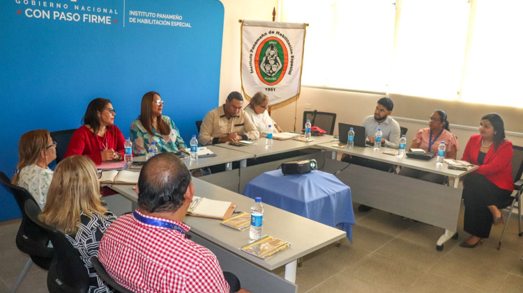 Imagen IPHE y ATTT impulsan programa de educación vial inclusiva que beneficiará a más de 18 mil estudiantes con discapacidad.
