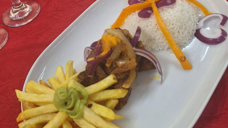 Imagen Estudiantes de CTI de Veraguas fortalecen competencias en gastronomía, hotelería y atención al cliente