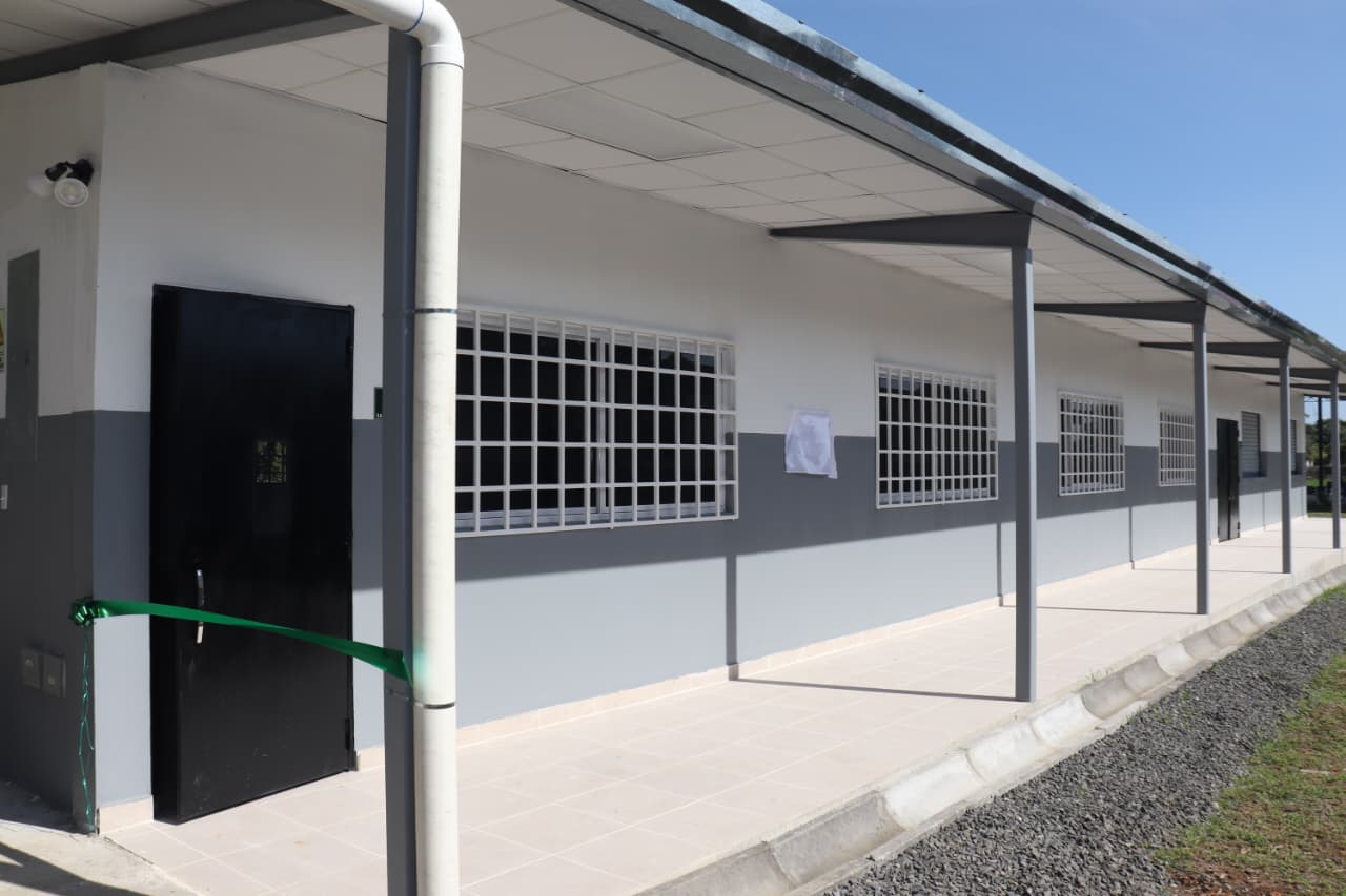 IPHE fortalece infraestructura educativa con tres nuevas obras en Aguadulce