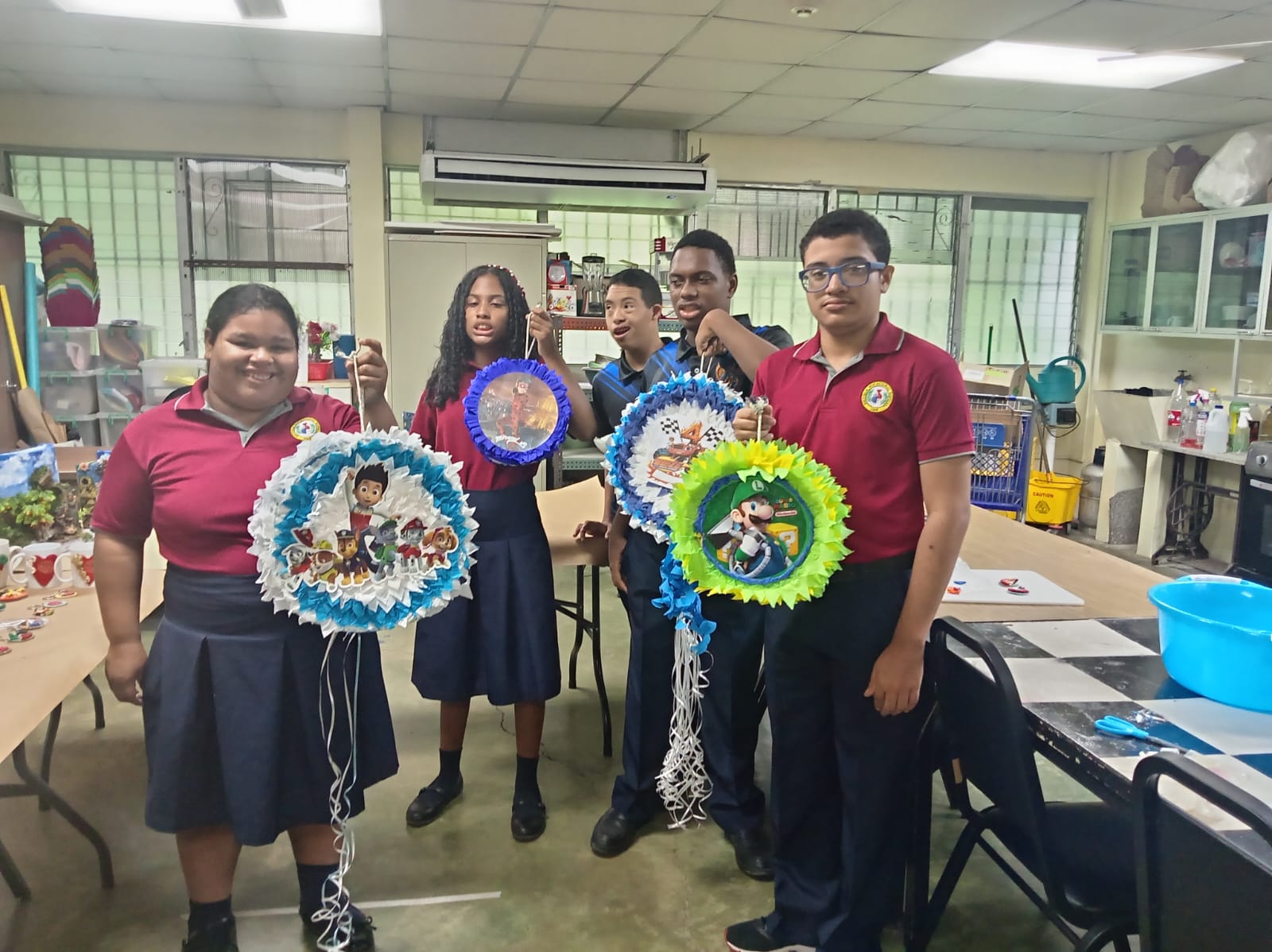 Estudiantes de la EVE culminan 200 horas de formación en emprendimiento