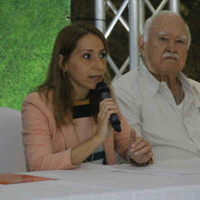 Confe-3-afd97807259069a3f4cb63490d08f2c3.jpg
