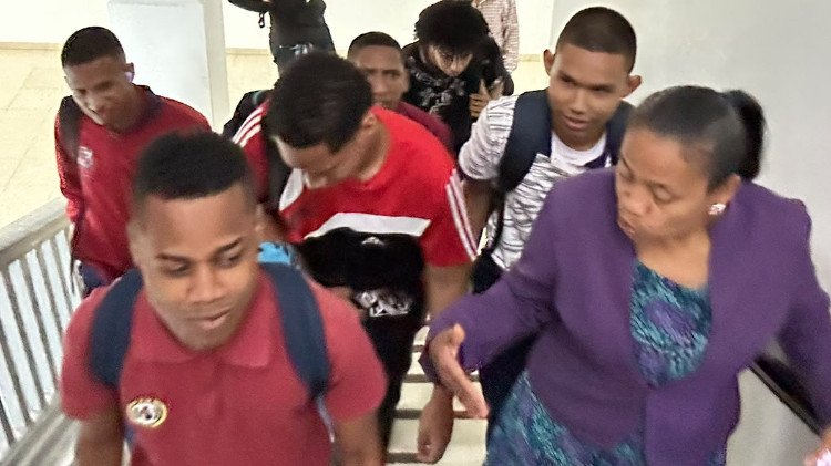 Imagen Familias se preparan para acompañar el período de práctica laboral