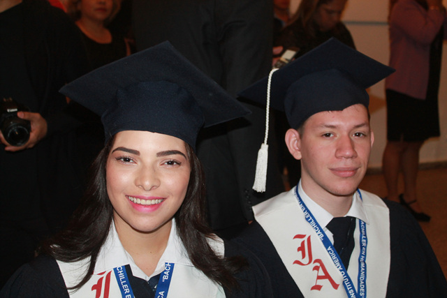 IPHE presente en graduación de estudiantes del Instituto América