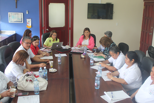 Directivos y ASEEIPHE coordinan continuación de proyectos