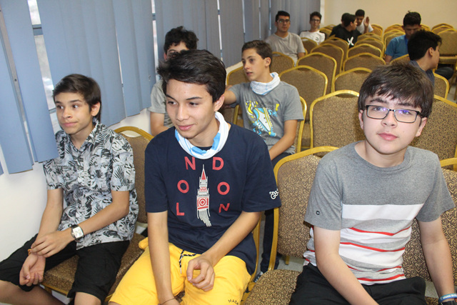 Peregrinos de la JMJ comparten durante catequesis la parábola del joven rico