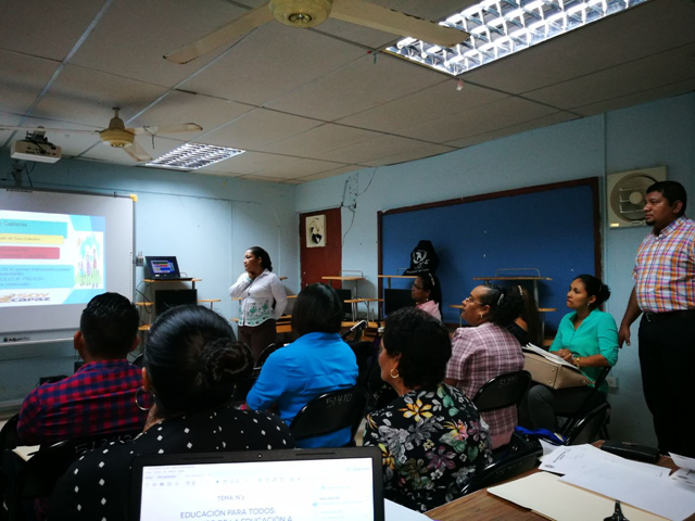 Se capacita para brindar calidad educativa en los aprendizajes