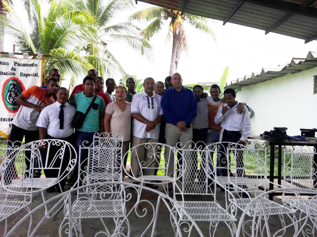 Alumnos colonenses se capacitan para la vida