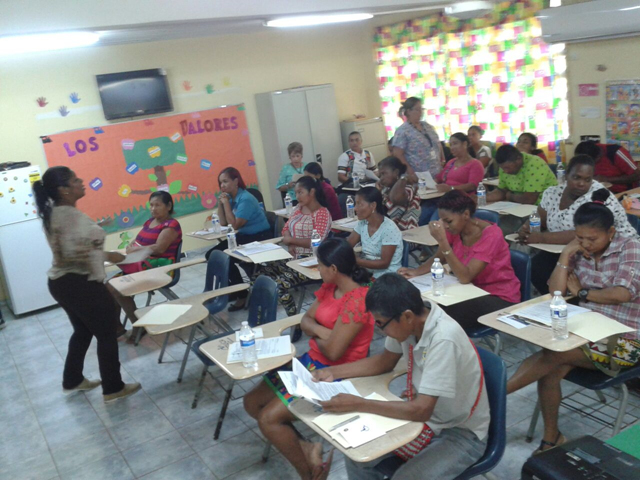 Instruyen sobre normas de igualdad de oportunidades