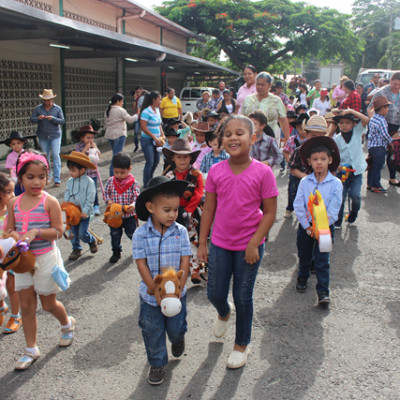 h-4-8f2e3e15adb88e4a53469019b36b9c04.jpg