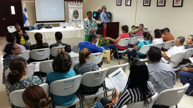 Orientan a padres de Chiriquí sobre temas de discapacidad