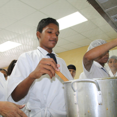 c-3-3440e80101aa6d009b9f0896eaf21ee7.jpg