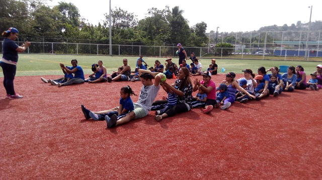 Niños con autismo participan en Olimpiadas Azules