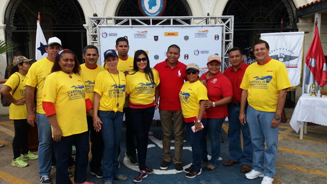 IPHE de Herrera presente en el recorrido de antorcha de Olimpiadas Especiales