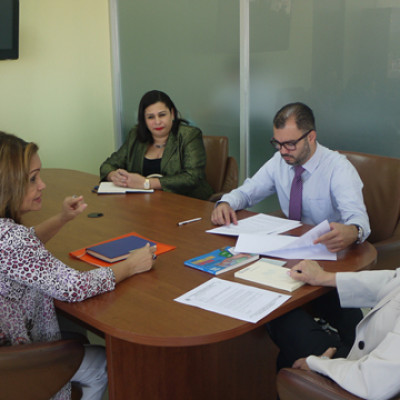 ui-4-71ca5940a5a5ceea2de84677106bb8fe.jpg