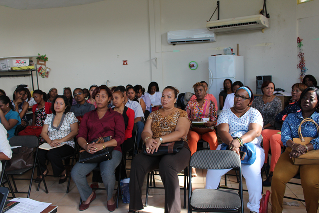 Autoridades institucionales realizan alineamiento en semana de organización escolar
