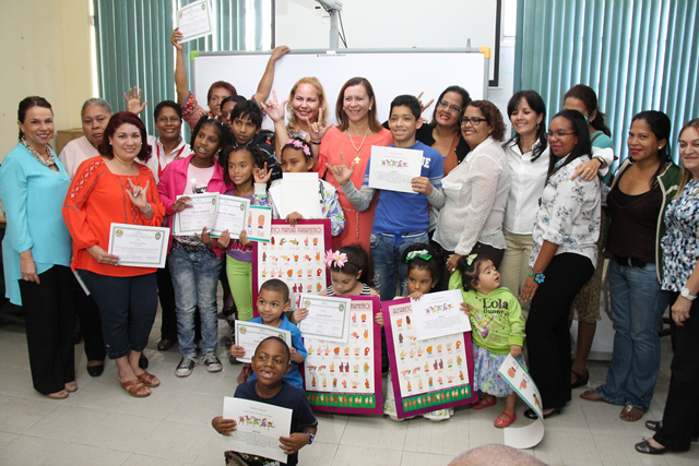 Culmina primer taller de verano de Lengua de Señas Panameñas