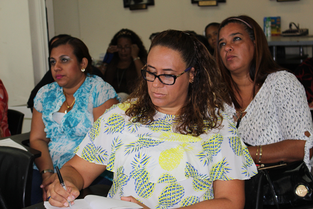 La institución prepara capacitación para docentes en verano 2017