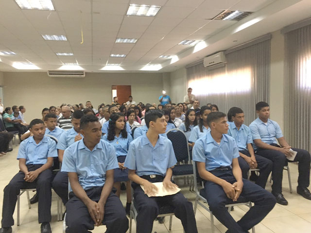 Extensión del IPHE de Herrera gradúa a 28 estudiantes