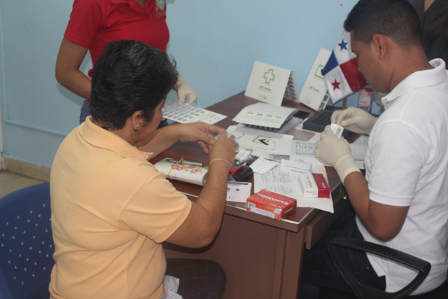 Proyecto permitirá conocer adherencia farmacoterapéutica