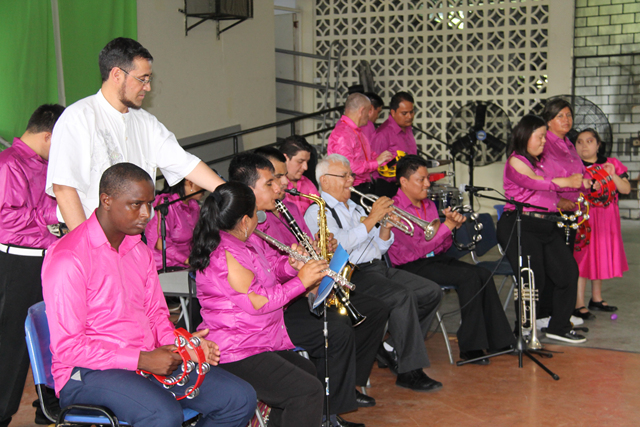 Coro SINAMUNE del Ecuador se presenta en el IPHE
