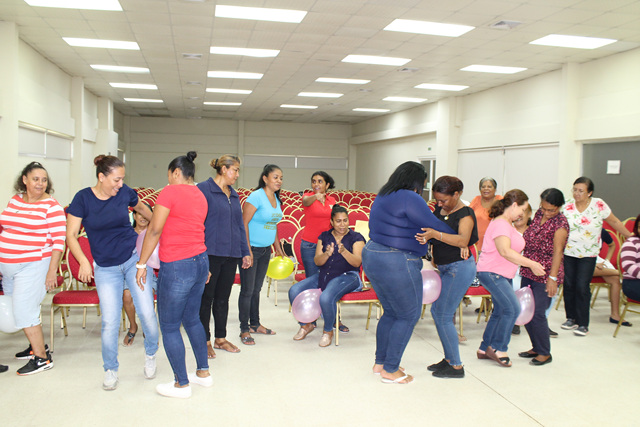 Promueven trabajo en equipo dirigido a madres de la EVE