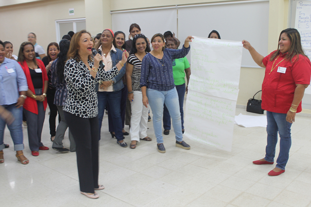Educadores analizan los beneficios y cualidades del DUA