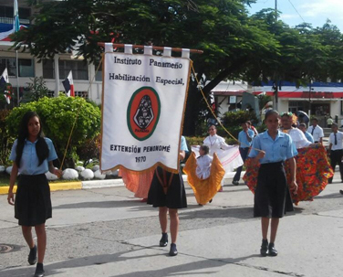 IPHE de Penonomé celebra “Grito de Adhesión del 6 de noviembre