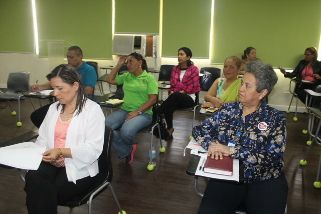 Capacitan brigadas de primeros auxilios sobre situación de desastres