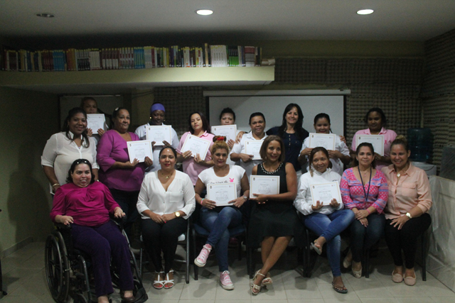 Féminas privadas de libertad se capacitan en Lengua de Señas