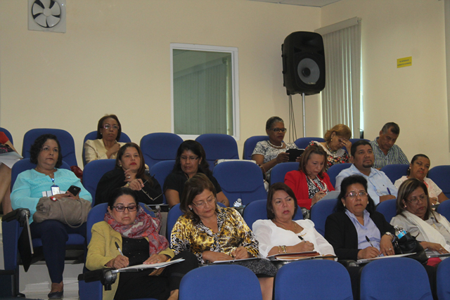 Realizan coloquio sobre rol del supervisor en el proceso educativo