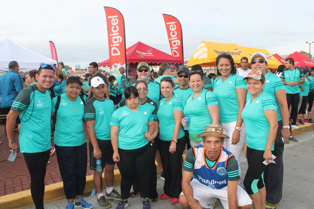 Olimpiadas Especiales realiza III Carrera-Caminata