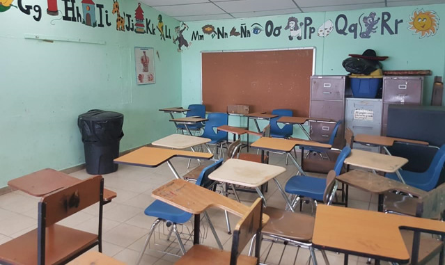IPHE y MEDUCA adecúan aula en Escuela de los Países Bajos de Holanda