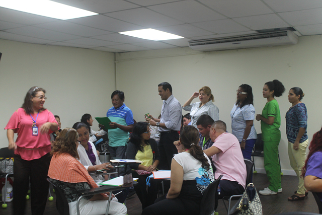 Estimuladores se capacitan en aspectos multisensoriales 