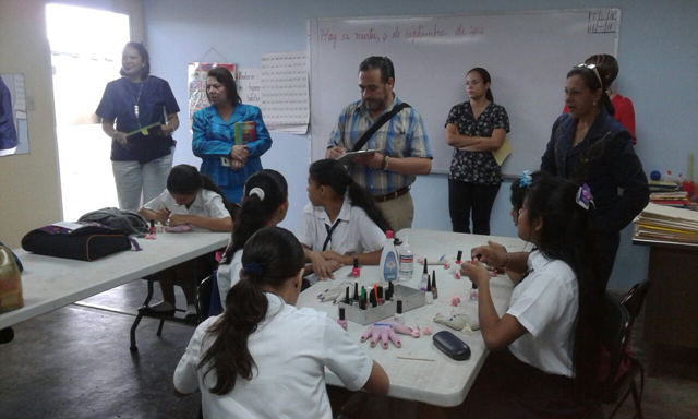 Consultor mexicano evalúa pilotaje de carreras técnicas intermedias 
