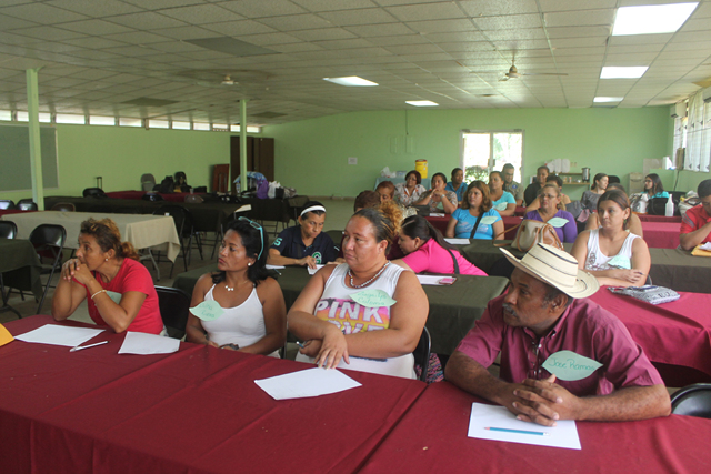 Fortalecen valores para la convivencia entre padres e hijos 