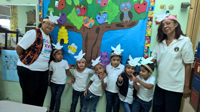 Estudiantes de Estimulación Precoz conocen valor de la paz