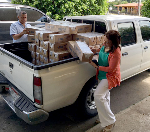 Estudiantes se beneficiarán con programa de leche en IPHE de Santiago