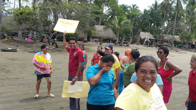 Padres de familias del Módulo del IPHE de Soná participan en Taller de Cuerdas