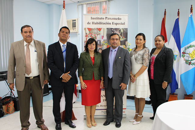 Promocionan la formación técnica vocacional e impulsan la inserción laboral
