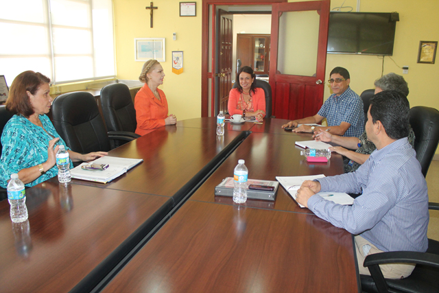Visita para organizar encuentro de cooperación conjunta 