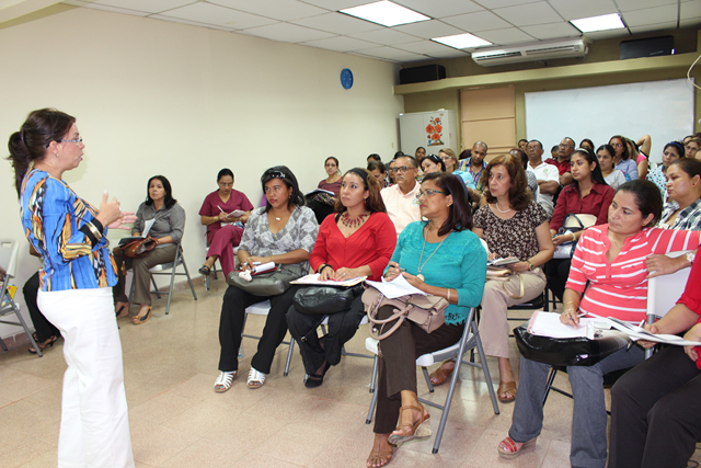 Herrera y Panamá Oeste reciben visita de autoridades