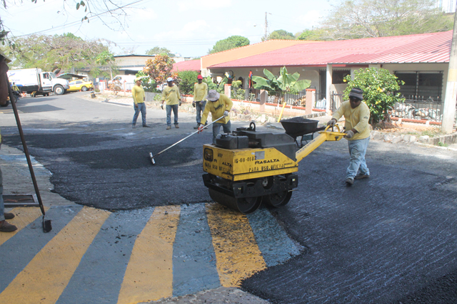 Adecuan accesos a las instalaciones del IPHE 