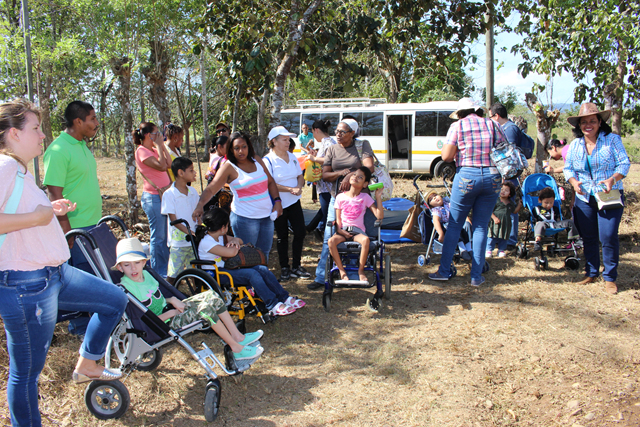 Actividades al aire libre para estudiantes de Parálisis Cerebral