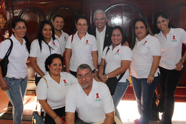 Activa participación en actividades del Día Mundial de la Prevención del VIH y SIDA