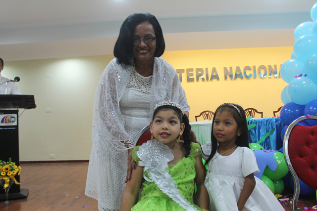 Programa de Parálisis Cerebral festeja boda de perlas