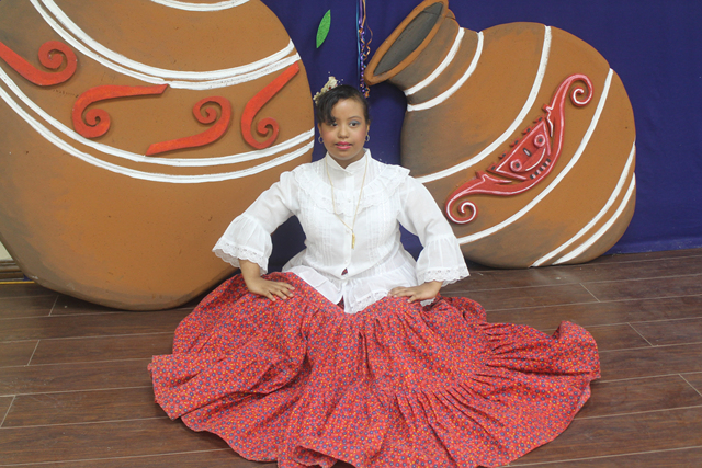 Festival Folclórico en la Escuela Vocacional Especial