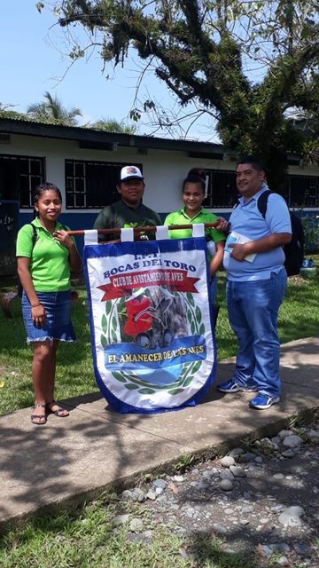 Estudiantes de IPT Bocas del Toro participan en censo de aves