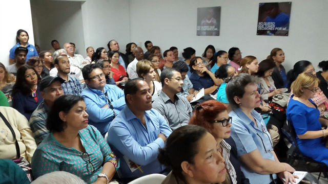 Capacitan a la población sobre la medicación en el Autismo