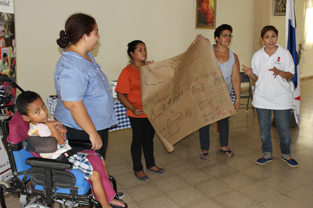 Jornada de prevención de VIH/SIDA a padres de familia